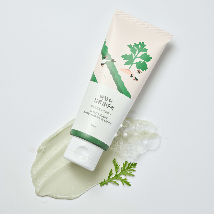 https://bo.partimefamous.com/FileUploads/produtos/skincare-coreana/gel-de-limpeza/mugwort-calming-cleanser-round-lab-1_900x1.png